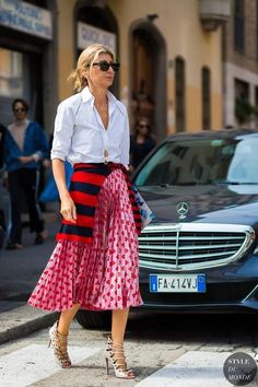 Fashion Photography School, Fashion Over Fifty, Style Désinvolte Chic, Street Style 2017, Fashion Office, Street Fashion Photography, Ținută Casual, Sarah Jessica Parker