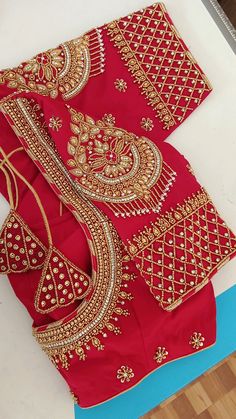 Aari Motif, Khatli Work, Handwork Blouse, Embroidery Designs Free Download, Fashionable Saree, Mirror Work Blouse Design, Model Blouse