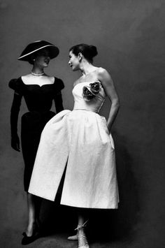 The Life Picture Collection Archives | Page 7 of 19 | Sonic Editions Upscale Outfit, Dior New Look, Vogue Vintage, Glamour Vintage, Clothing Model, Fifties Fashion, Teddy Boys, Dior Vintage, Fashion 1950s