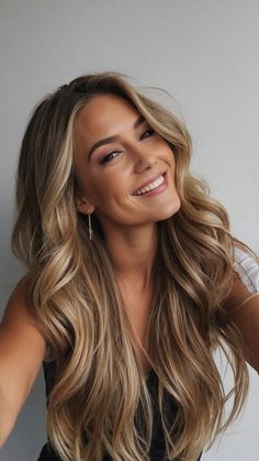 15 Stunning Balayage Hairstyle Ideas for a Seasonal Transformation 45 Money Piece Hair Brunette Caramel, Money Piece Hair On Blonde, Low Maintenance Long Blonde Hair, Darker Hair Color Ideas Balayage, Old Money Brunette Bronde, Pecan Brown Hair, Caramel Blonde Hair Color Ideas, Brunette Hair Blonde Money Piece, Blonde To Bronde Fall