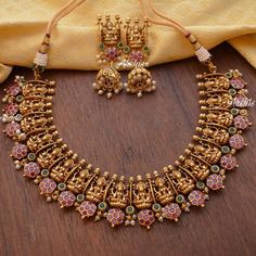 Indian Wedding Jewelry Sets, Long Anarkali, Bridal Jewelery, Antique Necklaces Design, Indian Bridal Jewelry Sets, Antique Jewellery Designs, Gold Necklace Indian Bridal Jewelry, Jewelry Set Design