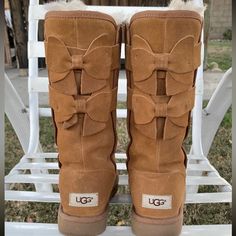 In Excellent Condition Only Wore A Handful Of Times, Bought Them Too Small Size: 6 ***Make Me An Offer*** Shoes Ugg, Make Me An Offer, Womens Uggs, Ugg Shoes, Ugg Boots, Bootie Boots, Casual Wear, Ankle Boots, Size 6