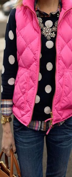 Adrette Outfits, Pink Vest, Polka Dot Sweater, Estilo Preppy, Teacher Outfits, Boutique Fashion, Fashion Winter, Fall Style, Mode Vintage