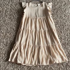 This Is Super Trendy Right Now! Never Worn! Casual Beige Tiered Dress With Ruffle Hem, Casual Beige Tiered Dress, Casual Cream Tiered Dress, Pig Dress, Tiered Dress, Colorful Dresses, Right Now, Midi Dress, Womens Dresses