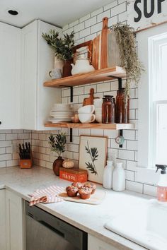 the kitchen counter is clean and ready to be used for cooking or baking, as well as other items