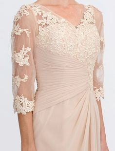 A-Line Mother of the Bride Dress Fall Wedding Guest Dresses Plus Size Elegant See Through V Neck Floor Length Chiffon Half Sleeve with Appliques Side Draping Bride Dress Elegant, Sukienki Plus Size, Plus Size Elegant, Fall Wedding Guest, Fall Wedding Guest Dress, Fall Wedding Dresses, Mother Of The Bride Dress, Dress Elegant, Wedding Bridesmaid Dresses