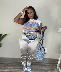 23 Birthday Outfit Ideas For Black Women Plus Size, Concert Outfit Ideas 2023 Summer, Cute Birthday Outfits Black Women Baddie Plus Size, Birthday Outfit Ideas For Black Women Plus Size, Birthday Fits Plus Size, Plus Size Swag Outfits, Plus Size Baddie Outfits Concert, Spring Club Outfits Black Women, Corset Top Plus Size Outfit