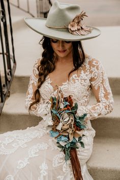 casey curtis designs, lady west photography, boho, wedding, bride, country, western, cowgirl, fringe Western Bride, Cowgirl Bride, Maroon Wedding, Wedding Wonderland, Boda Mexicana, Bride Hat, Country Theme, Custom Bouquet, Bouquet Flower