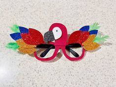 Lentes locos trabajo escolar Crazy Glasses, Back To School Crafts For Kids, Back To School Crafts, Spirit Week, Memo Pad, School Crafts, Crafts For Kids, Birthday Party, Sunglasses