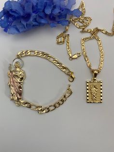 Gold plated 8’5 bracelet 22” Chain Metal Figaro Link Chain Jewelry, Gold Plated Cuban Link Jewelry With Lobster Clasp, Gold Cuban Link Jewelry With Lobster Clasp, Figaro Chain Bracelet Jewelry Gift, Gold-tone Metal Jewelry With Curb Chain, Gold Plated Bracelet With Figaro Chain, Gold-plated Gold-tone Curb Chain Jewelry, Gold-tone Gold-plated Curb Chain Jewelry, Gold Chain Link Costume Jewelry