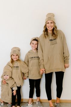 Mama hooded sweatshirt in brown with MAMA repeat print. This cute mama sweatshirt is super comfortable & cozy for fall and winter! Shop the full Krista Horton x Slyfox collection for more trendy mom sweatshirts, cute mama shirts, new mom gifts & everything you need to achieve the ultimate cool mom aesthetic. New Mama Outfit, Matching Family Hoodies, Mama And Me Photoshoot, Matching Mommy Son Outfits, Cool Mom Aesthetic, Family Hoodies, Matching Outfits Family, Matching Mommy Daughter Outfits, Ig Outfits