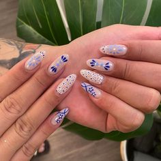 Mexican Nail Art Mexico, Complicated Nail Designs, Mexican Inspired Nails, Mediterranean Nails, Tile Nails, Mexican Nail Art, Luminary Nails, Talavera Nail Art, Mexican Nails