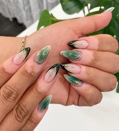 Dark Green Nails, Nail Forms, Dope Nails, Short Acrylic Nails, Best Acrylic Nails, Long Acrylic Nails, Cute Acrylic Nails, Green Nails