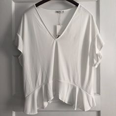 New With Tags! Please See Photos For Small Imperfection. Oversized Fit. Great Basic Top. Interested? Make An Offer! Zara New, Zara White, Basic Tops, Zara Tops, White Top, White Tops, Oversized Fits, Checks, Color White