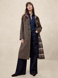 Reversible Wool-Blend Coat | Banana Republic Factory Reversible Coat Woman, Wool Jacket Outfit, Brown Coat Outfit, Wardrobe Change, Jacket Outfit Women, Reversible Coat, Wool Coat Women, Wool Trench Coat, Coat Outfit