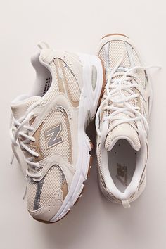 New Balance 530 Sneakers Cute Running Shoes, Running Design, Pretty Sneakers, Colorful Sneakers, Trendy Shoes Sneakers, Pretty Shoes Sneakers, Mode Zara, Cute Sneakers, Formda Kal