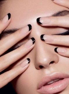 Gel Manicure Colors, French Manicure Designs, Black Tips, Manicure Colors, Latest Nail Trends, Black Nail Art, Super Nails, French Tips, Manicures Designs