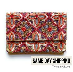 the same day shipping is available for all types of purses