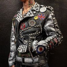 Podobny obraz Bikers Jacket, Punk Leather Jacket, Punk Jacket, Studded Leather Jacket, Battle Jacket, Studded Jacket, Motor Bike, Estilo Punk, Bike Style