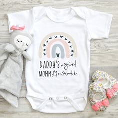 Cute Newborn Onesies, Diy Baby Girl Onesie Ideas, Cute Newborn Clothes, Newborn Shirt Ideas, Baby Girl Shirts Designs, Baby Girl Cricut Onesies, Diy Baby Onesies Girl, Newborn Onesie Ideas