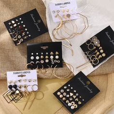 VKME Vintage Gold Color Geometric Round Earrings Set For Women Fashion Twist Pearl Earring Hollow قلادات متدلية, Earrings Punk, Round Flower, Boho Geometric, Punk Jewelry, Fancy Jewellery, Pearl Crystal, Stud Earrings For Women, Pearl Types