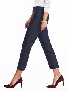 product photo Fitted Cropped Leg Dress Pants For Business Casual, Classic Cropped Leg Dress Pants For Office, Classic Cropped Dress Pants For Workwear, Classic Cropped Leg Dress Pants For Work, Ankle Pants, Cropped Pants, Banana Republic, Capri Pants, Trousers