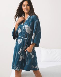 Cool Nights Kimono Short Robe - Shop Women's Robes & Slippers - Women's Sleepwear - Soma Sporty Set, Soma Intimates, Women's Sleepwear, The Vanishing, Womens Robes, Sleepwear Pajamas, Sports Leggings, Sleepwear Women, Leggings Shop