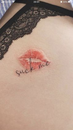 Stylist Tattoos, Makijaż Smokey Eye, Lip Tattoos, Classy Tattoos, Discreet Tattoos, Simplistic Tattoos, Piercing Tattoo