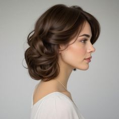 Struggling to find the perfect 40s-inspired hairstyle? 💇‍♀️ Discover elegant shoulder-length hair ideas for women over 40 that exude timeless beauty and confidence. Elevate your look with these expert tips and timeless styles! #40sHairstyles #TimelessBeauty #Over40Hairstyles Over 40 Hairstyles, 40s Hairstyles, Shoulder Length Hair, Length Hair, Shoulder Length, Over 40, Timeless Beauty, Hair Ideas, Womens Hairstyles