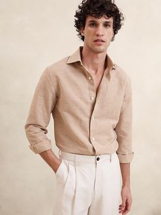 Slim Linen-Cotton Dress Shirt | Banana Republic Dressy Casual Attire, Wedding Guest Men, Shirt Outfit Men, Men's Dress Shirts, Beige Shirt, Beige Outfit, Button Up Shirt Mens, Cutaway Collar, Linen Shirt Men