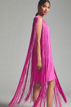 Rather than simply stepping into the spring/summer style season, consider sashaying your way forward with the transformative power of a fringe dress. Thanks to the cascades of tassels and strings dripping from its fabric, a fringed dress will move as you move, turning even the plainest of outfits into something with pizzazz, with little effort required. This waterfall effect was on full display at New York Fashion Week, with fringed pieces flooding the runways of designers like Bronx and Banco,