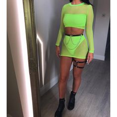 Neon Rave Outfits, Rave Outfits Pants, Leeds Fest, Mesh Outfit, Rave Outfits Edc, Festival Outfit Inspiration, Edm Festival Outfit, Festival Rave Outfit, Rave Fits