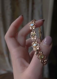 Victorian Charm Bracelet, Vintage Jewelry Aesthetic, Cute Charm Bracelets, Charm Bracelet Aesthetic, Vintage Gold Jewelry, Gates And Fences, Ethereal Jewelry, Victorian Accessories, Victorian Bracelet