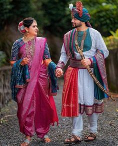 Traditional Indian wedding Look Maharashtrian Vidhi Look, Bride And Groom Looks, Marathi Traditional Look Mens, Marathi Navari Look, Royal Marathi Wedding Look, Maharastrian Engagement Look, Marathi Couple Wedding Dress, Groom Maharashtrian Wedding Outfits, Peshwai Look For Wedding Men