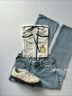 #summer #summeroutfits #summeroutfitideas #outfitinsposummer #outfit #outfitinspo #sambas #sambaoutfitas #adidas #spezials #denimskirt #goingoutoutfit #adidasshoestyled #sambasstyled #spezialsstyled #springoutfits #summeroutfitinspo #backtoschooloutfits #notmypicture Bow Tube Top, Holiday Finds, Going Out Outfit, Top Jeans, Ooty