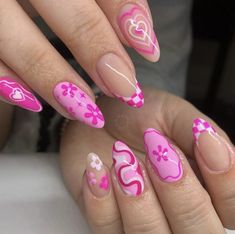 Girly Pop Nails, Bach Trip Nails, Pink Groovy Nails, Funky Nail Art Acrylic, Colorful Swirl Nails, Pink Grunge Nails, Beach Girl Nails, Pink Funky Nails, 80s Nails 1980s