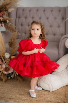 Kiddie Prom, Red Tutu, Sweet Pictures, Puffy Dresses, Gowns For Girls, Dress Princess, Special Occasion Dress, Baby Birthday Party, Princess Girl