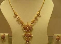 Pearl Necklace Designs, Gold Necklace Simple, Beaded Necklace Designs, Simple Pearl, Pearl Necklace Set