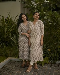 Plain Kurti Designs, Plain Kurti, Simple Kurta, Kurti Neck