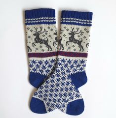 Blue Christmas wool socks with Deer. Made 100% wool. Warm Christmas gift. I created these wool socks with Deer patterns and made with home knitting machine. Socks inside felted, because are very warm and soft.  For heel and feet I use special strong yarn, because wool socks are strong and carries well. Color: blue, white, red and dark gray. MADE TO ORDER. Please select socks size and I will make these wool socks about 2-3 days after your order. PLEASE, only hand wash 30 degree water (almost cold Christmas Socks Pattern, Socks Illustration, Backyard Flowers, Christmas Stocking Pattern, Socks Christmas, Deer Pattern, Stocking Pattern, Warm Christmas, Knit Picks