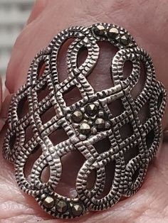 THIS IS A GREAT VINTAGE STERLING SILVER Ring. Great condition marked 925 please see pics as part of the description. Will combine shipping. Marcasite Ring, Vintage Sterling Silver Rings, Sterling Ring, Rings Statement, Sterling Silber, Vintage Sterling Silver, Sterling Silver Ring, Statement Rings, Silver Ring