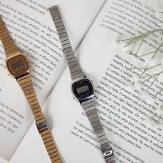 Vogue Interview, Casio Vintage Watch, Beach Wall Collage, Casio Vintage, Small Watch, Vintage Timepiece