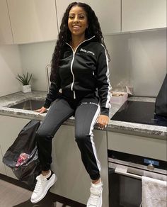 Black Women Tracksuit, Nike Black Tracksuit Sportswear, Corteiz Tracksuit On Girl, Hoodrich Womens Tracksuit, Hoodrich Tracksuit Girl, Boujee Outfits