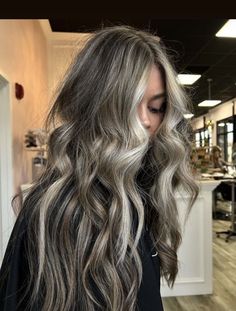 Ashy Brown With Blonde Money Piece, Edgy Mom Hair, Mushroom Ash Brown Balayage On Dark Hair, Fall Hair For Blue Eyes, Ashy Bronde Balayage Dark Roots, Full Head Foils On Dark Hair, Brunette Ash Balayage, Cool Brunette Balayage, Bronde Haircolor Brunettes Ash