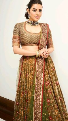 Bold Outfits, Reception Outfit, Floral Lehenga, Reception Lehenga, Reception Look, Ritu Kumar, Kajal Agarwal, Net Lehenga