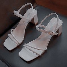 Girls Shoes Teenage, Elegant Shoes Heels, Hak Tinggi, Heels Aesthetic, Fashion Shoes Heels, Shoes Heels Classy, Fashion Shoes Sandals, Cinderella Shoes, Classy Shoes