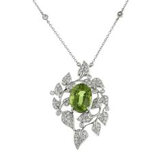 Suna 18K White Gold Peridot and Diamond Pendant Necklace Modern Necklace, Green Collection, Modern Necklaces, Green Peridot, Vibrant Green, Diamond Pendant Necklace, Diamond Pendant, Primary Color, Jewelry Accessories