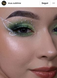 Butterfly Makeup, Cute Eye Makeup, Graphic Makeup, Rave Makeup, Ethereal Makeup, Green Makeup, Eye Makeup Designs, Dope Makeup, Fairy Makeup