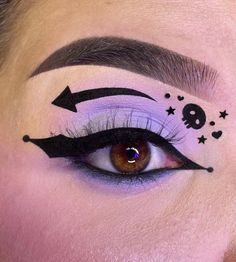 Eye makeup/ eye shadow looks/ Halloween makeup/ black Duo Makeup Looks, Kuromi Eye Makeup, Sanrio Makeup Look, Bat Liner, Hello Kitty Makeup Look, Kuromi Face, Kuromi Makeup, Kuromi Halloween, Holloween Makeup