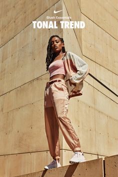 Must-have tops, pants, shorts, and shoes in blush tonal textures perfect to layer—shop this look from head to toe on Nike.com. Snapback Outfit, Seattle Fashion, Fitness Photography, Bodycon Dress Parties, Swag Outfits For Girls, Hip Hop Fashion, Sport Wear, Winter Dresses, Sport Fashion